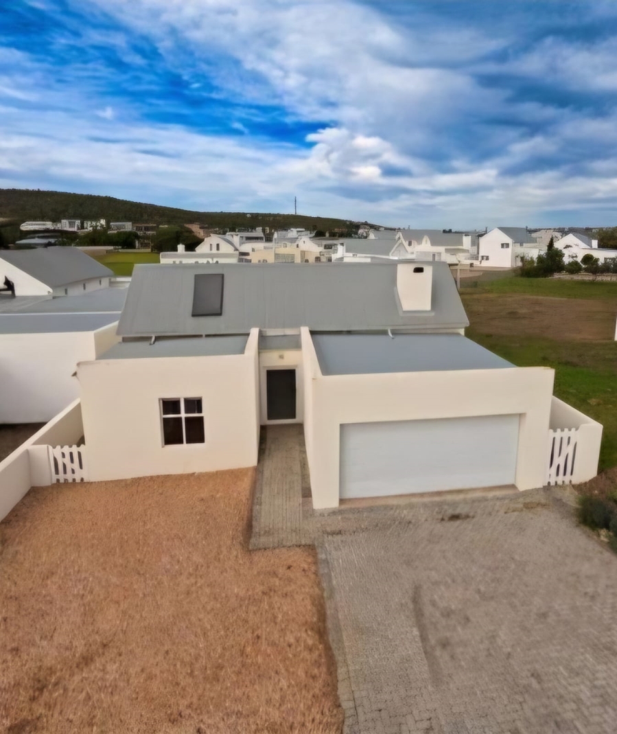 3 Bedroom Property for Sale in Stilbaai Wes Western Cape